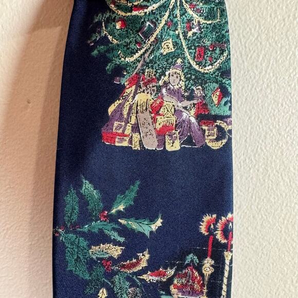 Webley 100% Silk Blue Christmas Tree Santa Novelty Print Mens Tie - Picture 3 of 6